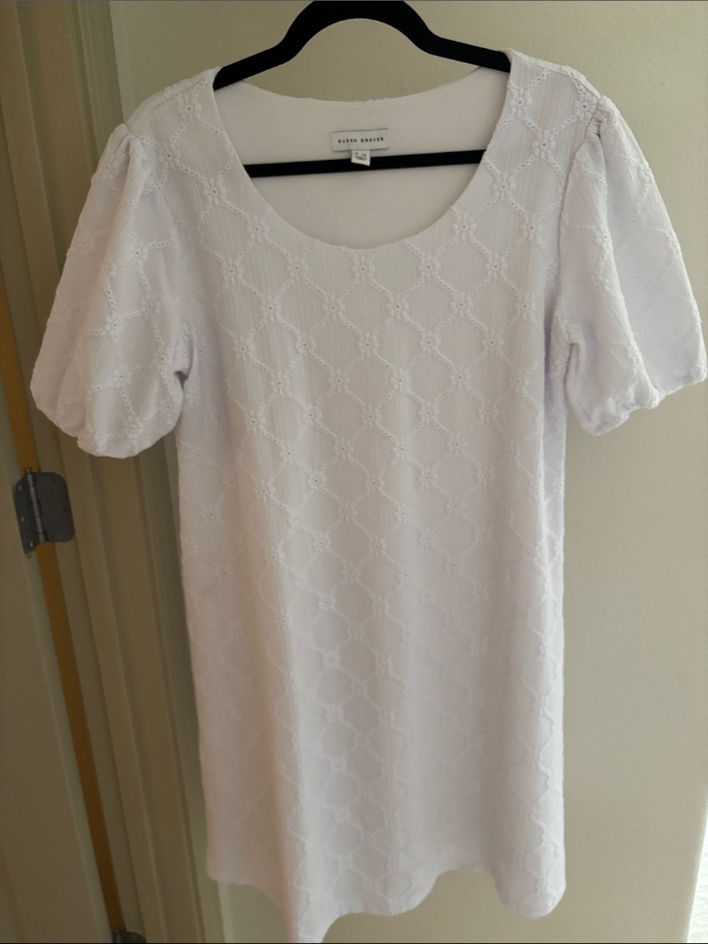 Susan Graver crochet-look dress size pet medium